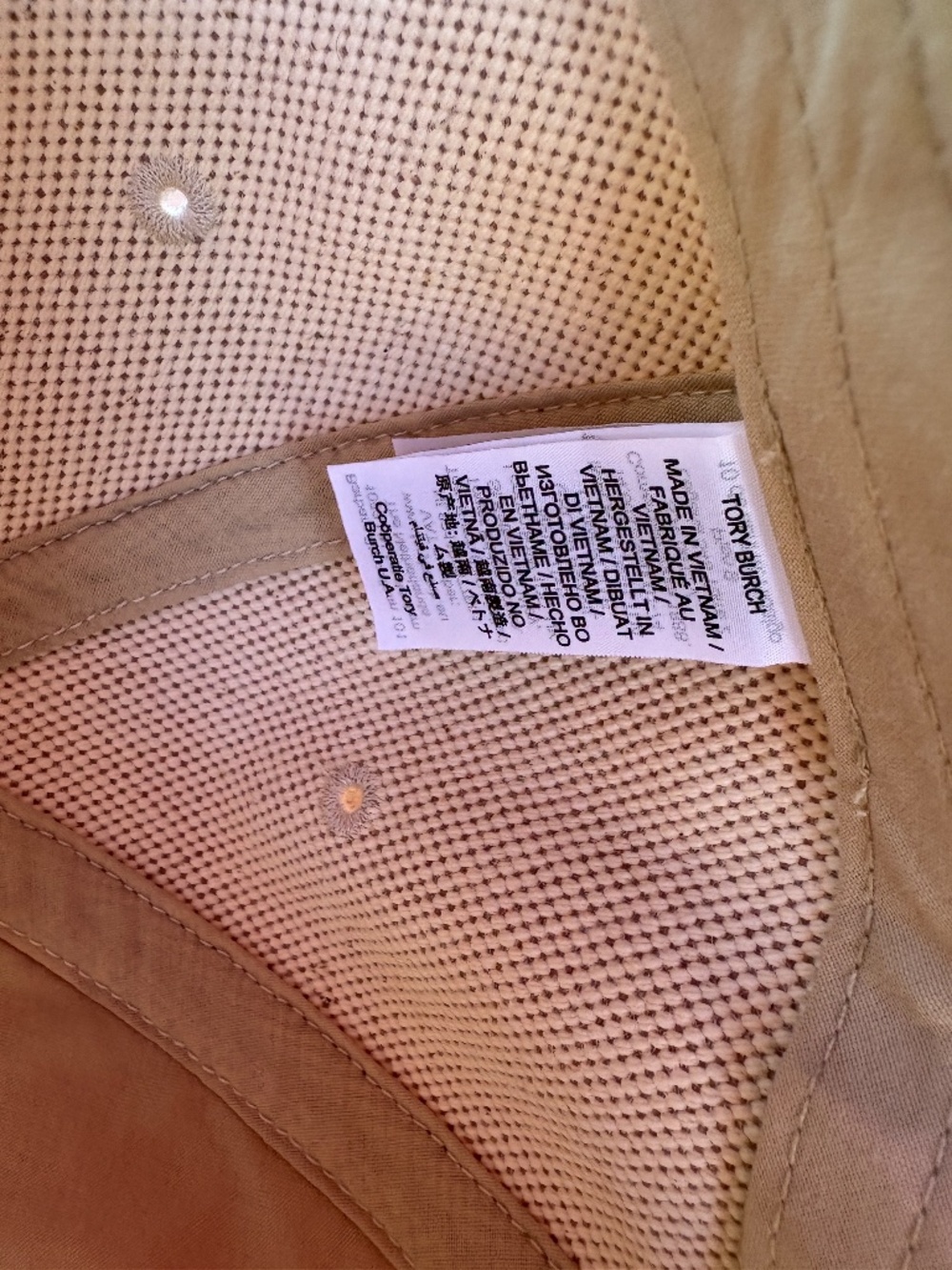 Tory Burch Two-Tone Cap Natural Brown - Picture 9 of 9